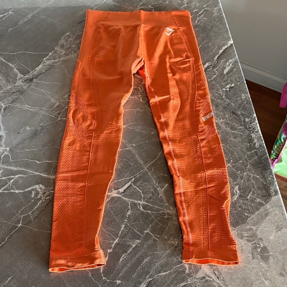 Gymshark DRY Seamless Leggings – Orange – Size M